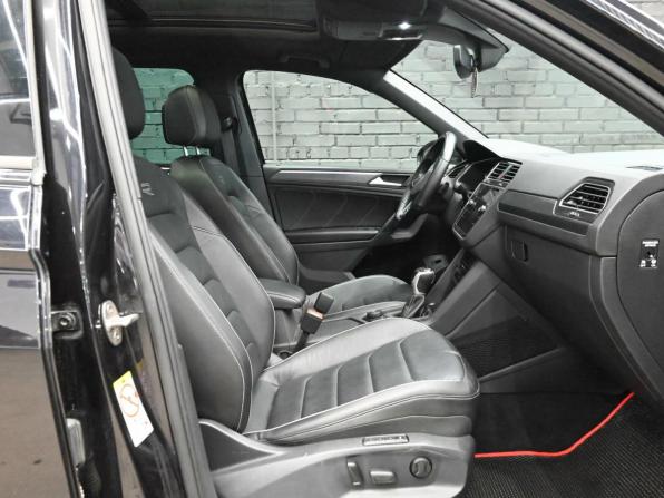 Volkswagen Tiguan II Рестайлинг с пробегом 2021 года, цена 3 540 000 рублей, 132000 км, внедорожник, Автокод Объявления