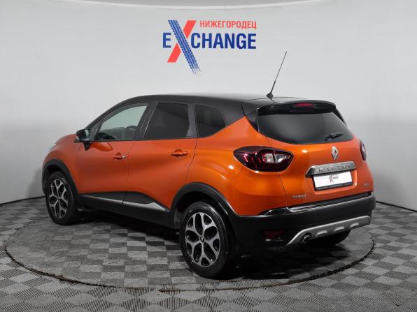 Renault Kaptur I с пробегом 2018 года, цена 1 540 000 рублей, 98882 км, внедорожник, Автокод Объявления