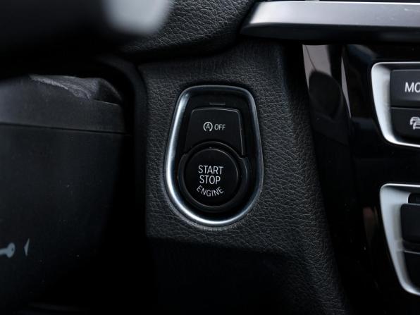 BMW 3 серии VI (F3x) Рестайлинг с пробегом 2018 года, цена 1 879 000 рублей, 123250 км, седан, Автокод Объявления