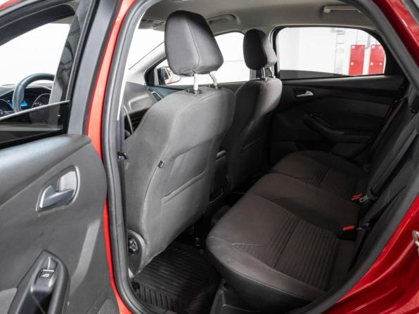 Ford Focus III Рестайлинг с пробегом 2019 года, цена 1 399 000 рублей, 174566 км, хэтчбек, Автокод Объявления