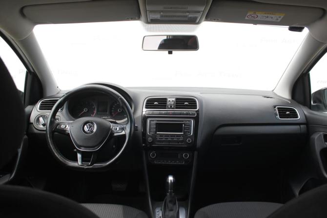 Volkswagen Polo V Рестайлинг с пробегом 2017 года, цена 1 100 000 рублей, 238783 км, седан, Автокод Объявления