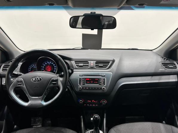 Kia Rio III Рестайлинг с пробегом 2016 года, цена 1 169 000 рублей, 49558 км, седан, Автокод Объявления