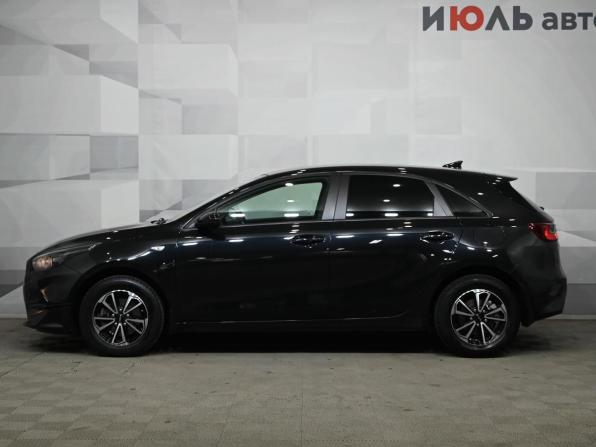 Kia Ceed III Рестайлинг с пробегом 2022 года, цена 2 450 000 рублей, 56577 км, хэтчбек, Автокод Объявления