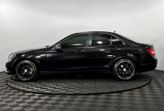 Mercedes-Benz C-Класс III (W204) Рестайлинг с пробегом 2012 года, цена 1 550 000 рублей, 217224 км, седан, Автокод Объявления