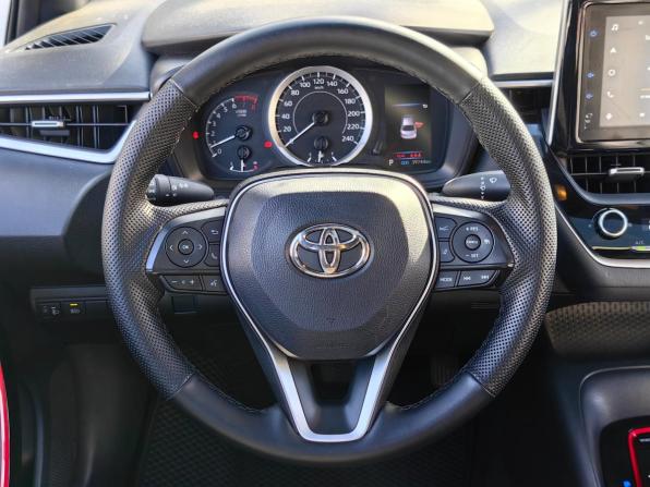 Toyota Levin XII (E210) с пробегом 2021 года, цена 2 000 000 рублей, 40000 км, седан, Автокод Объявления