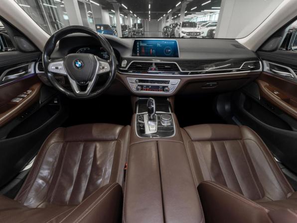 BMW 7 серии VI (G11/G12) Рестайлинг с пробегом 2020 года, цена 3 900 000 рублей, 245500 км, седан, Автокод Объявления