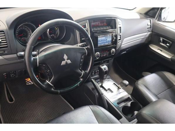Mitsubishi Pajero IV Рестайлинг 2 с пробегом 2014 года, цена 2 460 000 рублей, 240000 км, внедорожник, Автокод Объявления