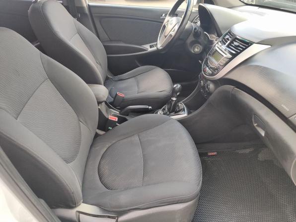 Hyundai Solaris I с пробегом 2012 года, цена 529 000 рублей, 329212 км, седан, Автокод Объявления