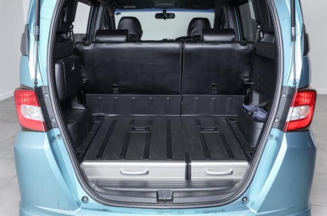 Honda Freed I с пробегом 2010 года, цена 899 000 рублей, 203000 км, компактвэн, Автокод Объявления