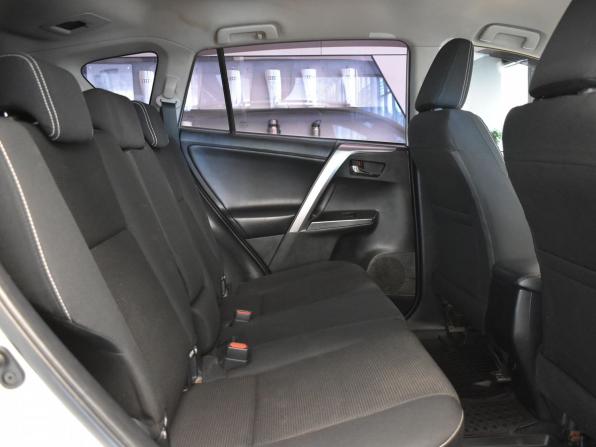 Toyota RAV4 IV (XA40) Рестайлинг с пробегом 2018 года, цена 2 435 000 рублей, 155500 км, внедорожник, Автокод Объявления