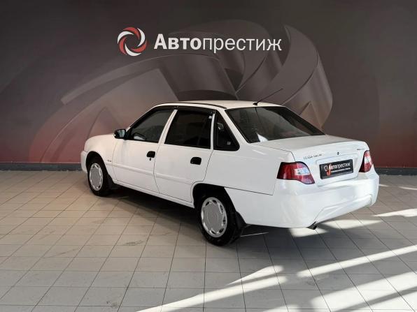 Daewoo Nexia I Рестайлинг с пробегом 2013 года, цена 250 000 рублей, 57000 км, седан, Автокод Объявления