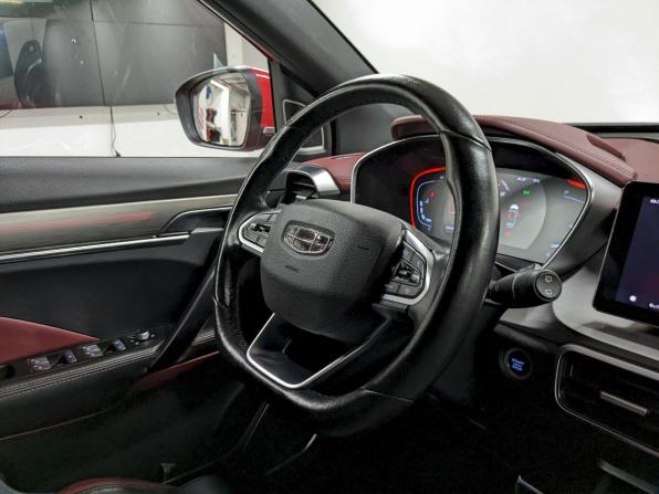 Geely Coolray I с пробегом 2022 года, цена 1 650 000 рублей, 115000 км, внедорожник, Автокод Объявления
