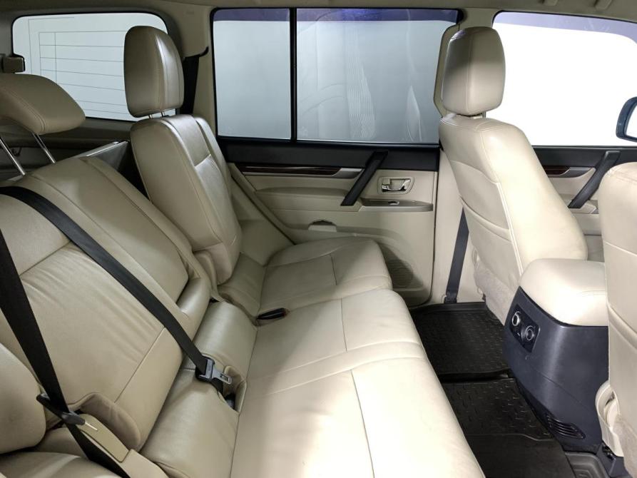 Mitsubishi Pajero IV Рестайлинг 2 Москва  - изображение 17