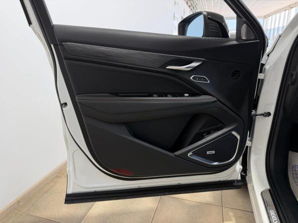 Geely Tugella I Рестайлинг с пробегом 2023 года, цена 3 300 000 рублей, 30056 км, внедорожник, Автокод Объявления