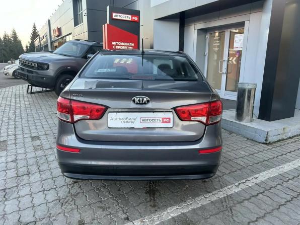 Kia Rio III Рестайлинг с пробегом 2016 года, цена 985 950 рублей, 170734 км, седан, Автокод Объявления