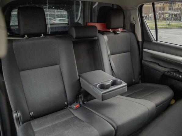 Toyota Hilux VIII с пробегом 2015 года, цена 1 985 000 рублей, 294056 км, offers.body_type.unknown, Автокод Объявления