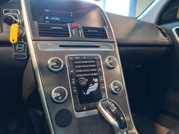 Volvo XC60 I Рестайлинг с пробегом 2014 года, цена 1 457 000 рублей, 220000 км, внедорожник, Автокод Объявления