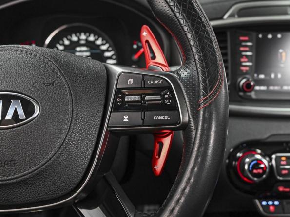 Kia Sorento III Prime Рестайлинг с пробегом 2018 года, цена 3 090 111 рублей, 78052 км, внедорожник, Автокод Объявления