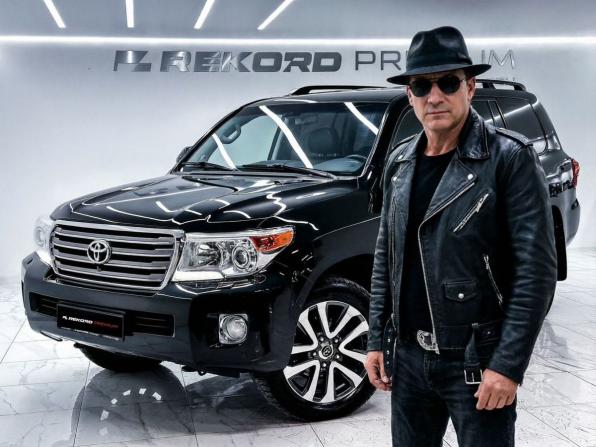 Toyota Land Cruiser 200 Series Рестайлинг 1 с пробегом 2012 года, цена 4 510 000 рублей, 168495 км, внедорожник, Автокод Объявления