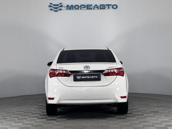 Toyota Corolla XI (E160 E170 E180) с пробегом 2014 года, цена 1 390 000 рублей, 183000 км, седан, Автокод Объявления