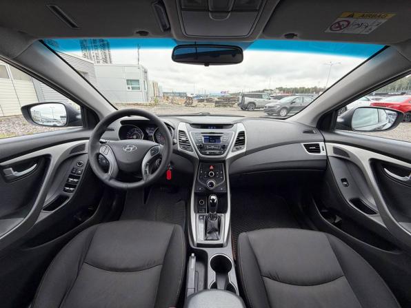 Hyundai Elantra V (MD) Рестайлинг с пробегом 2015 года, цена 775 000 рублей, 342000 км, седан, Автокод Объявления