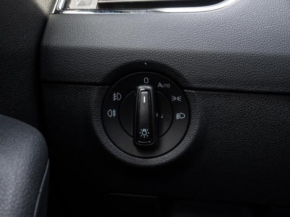 Skoda Octavia III (A7) Рестайлинг с пробегом 2018 года, цена 1 830 000 рублей, 166233 км, лифтбек, Автокод Объявления