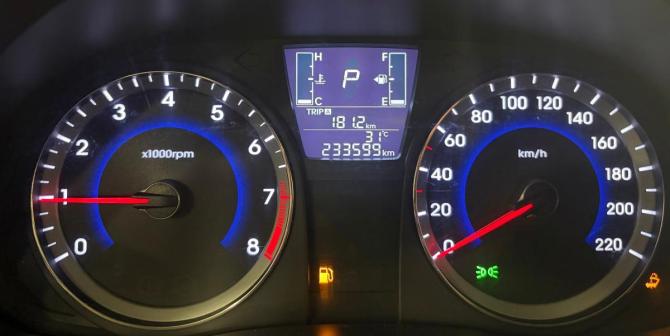 Hyundai Solaris I Рестайлинг с пробегом 2016 года, цена 981 000 рублей, 233590 км, седан, Автокод Объявления