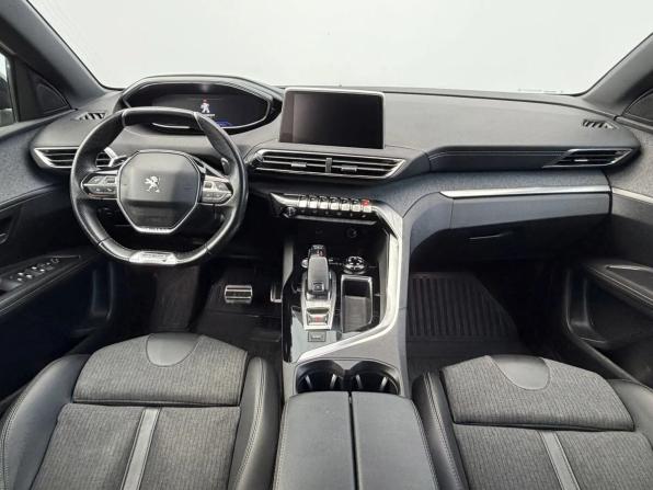 Peugeot 3008 II с пробегом 2019 года, цена 1 685 000 рублей, 126161 км, внедорожник, Автокод Объявления