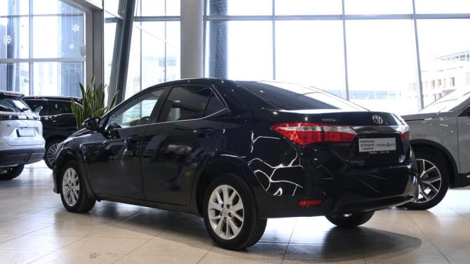 Toyota Corolla XI (E160 E170 E180) с пробегом 2013 года, цена 995 000 рублей, 236000 км, седан, Автокод Объявления