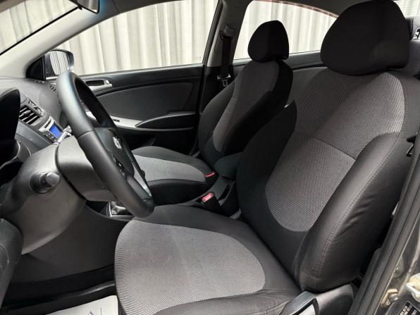 Hyundai Solaris I с пробегом 2013 года, цена 899 000 рублей, 117888 км, седан, Автокод Объявления
