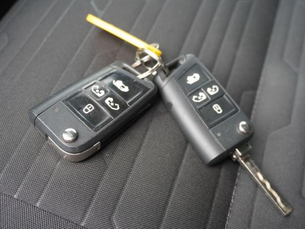 Volkswagen Multivan T6 Рестайлинг с пробегом 2021 года, цена 6 580 000 рублей, 140000 км, минивэн, Автокод Объявления