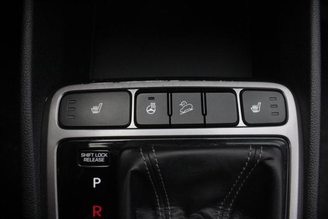 Hyundai Creta I Рестайлинг с пробегом 2021 года, цена 2 010 000 рублей, 145632 км, внедорожник, Автокод Объявления