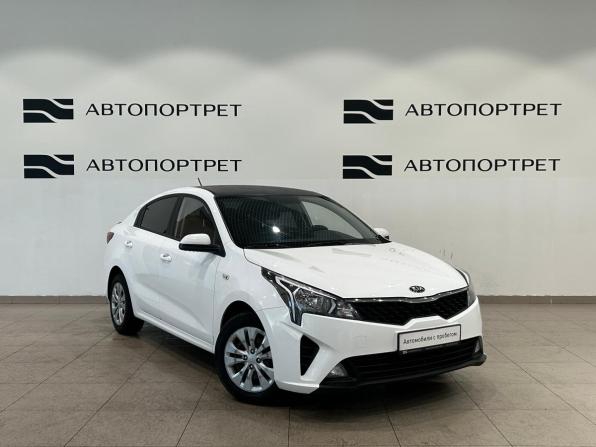 Kia Rio IV Рестайлинг с пробегом 2021 года, цена 1 499 000 рублей, 81143 км, седан, Автокод Объявления