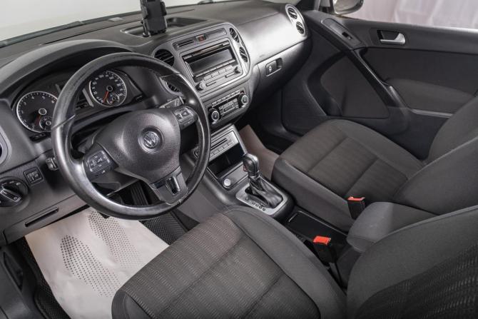 Volkswagen Tiguan I Рестайлинг с пробегом 2013 года, цена 1 629 000 рублей, 179610 км, внедорожник, Автокод Объявления