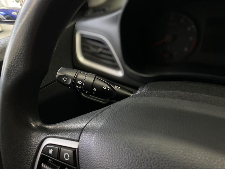 Hyundai Solaris II Ростов-на-Дону  - изображение 15