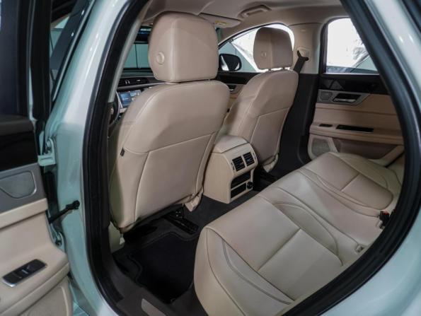 Jaguar XF II с пробегом 2016 года, цена 1 749 000 рублей, 191262 км, седан, Автокод Объявления