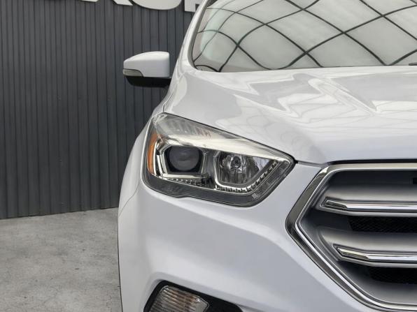 Ford Kuga II Рестайлинг с пробегом 2016 года, цена 1 577 000 рублей, 142324 км, внедорожник, Автокод Объявления