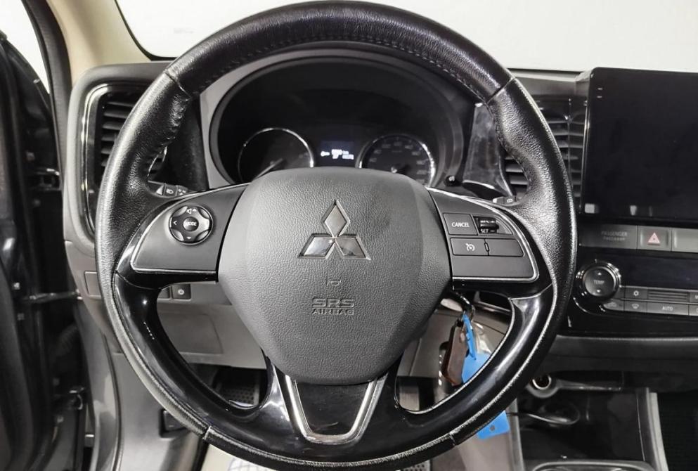 Mitsubishi Outlander III Рестайлинг 2 Саратов  - изображение 19