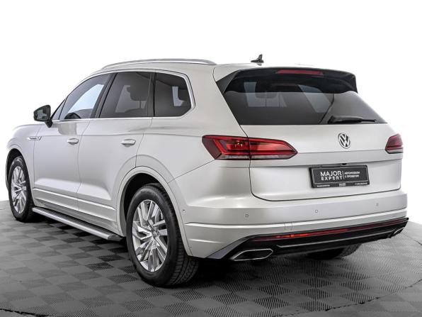 Volkswagen Touareg III с пробегом 2020 года, цена 5 415 000 рублей, 123815 км, внедорожник, Автокод Объявления