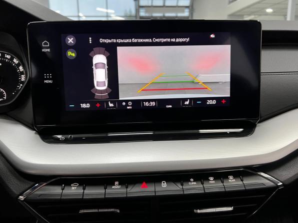 Skoda Octavia IV (A8) с пробегом 2021 года, цена 2 430 000 рублей, 82500 км, лифтбек, Автокод Объявления