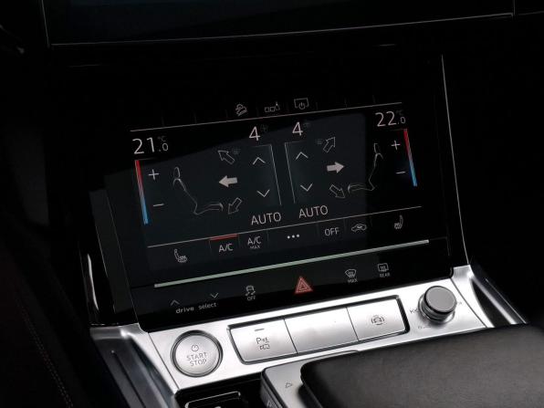 Audi e-tron I с пробегом 2020 года, цена 4 800 000 рублей, 22342 км, внедорожник, Автокод Объявления