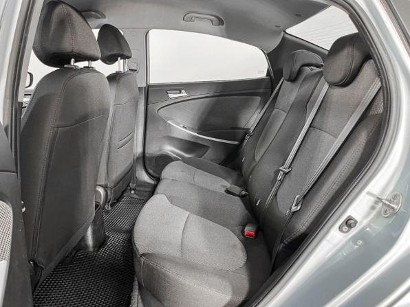 Hyundai Solaris I с пробегом 2013 года, цена 797 000 рублей, 125857 км, седан, Автокод Объявления