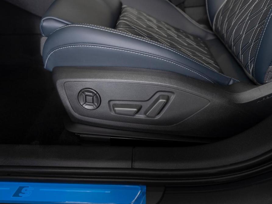 Audi A3 IV (8Y) Рестайлинг Москва  - изображение 17