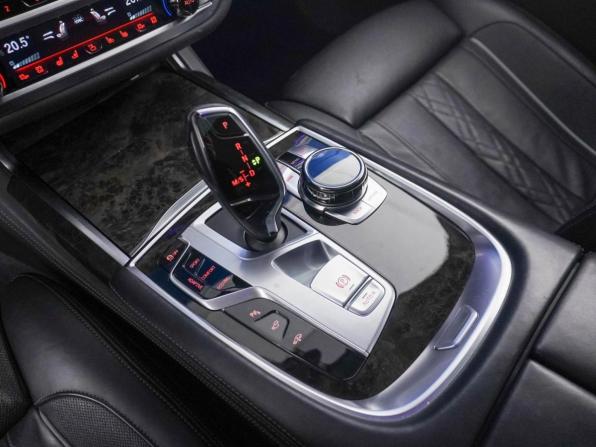 BMW 7 серии VI (G11/G12) с пробегом 2016 года, цена 3 349 077 рублей, 122184 км, седан, Автокод Объявления