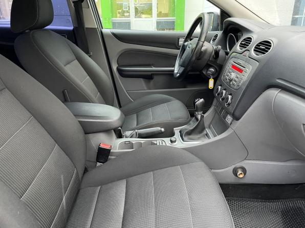 Ford Focus II Рестайлинг с пробегом 2009 года, цена 415 000 рублей, 273978 км, хэтчбек, Автокод Объявления