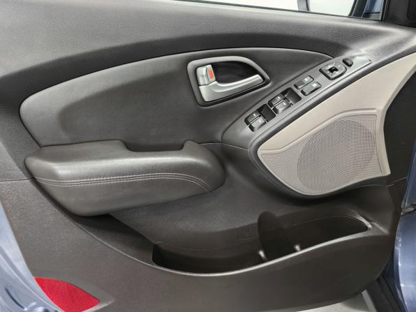 Hyundai ix35 I с пробегом 2012 года, цена 1 550 000 рублей, 105000 км, внедорожник, Автокод Объявления