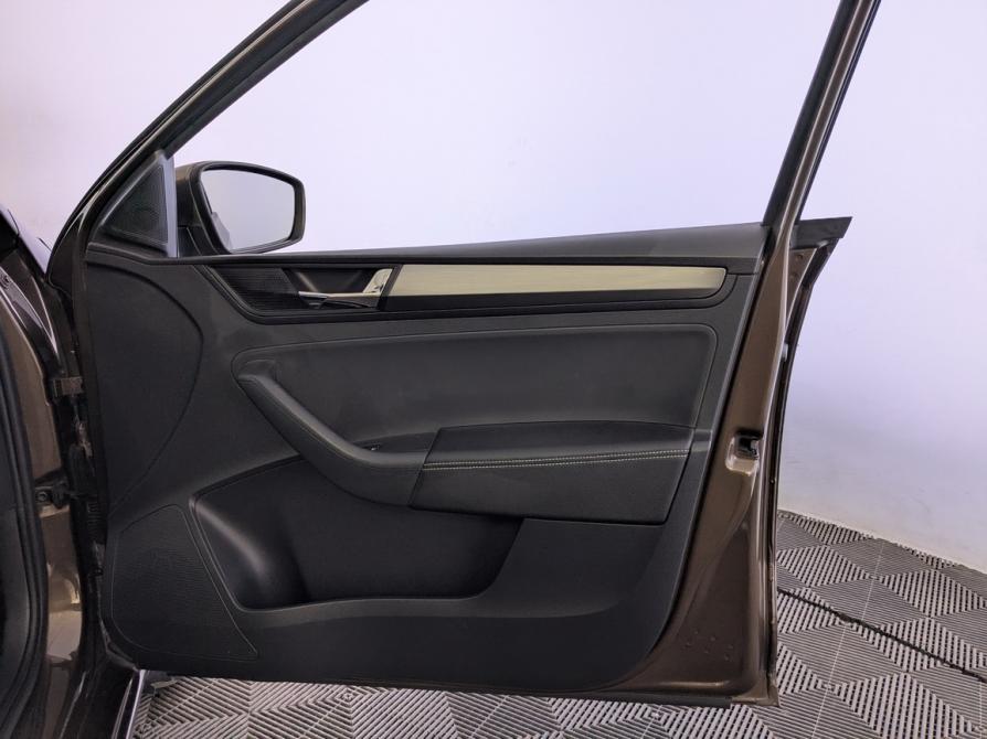 Skoda Rapid I Рестайлинг Москва  - изображение 24