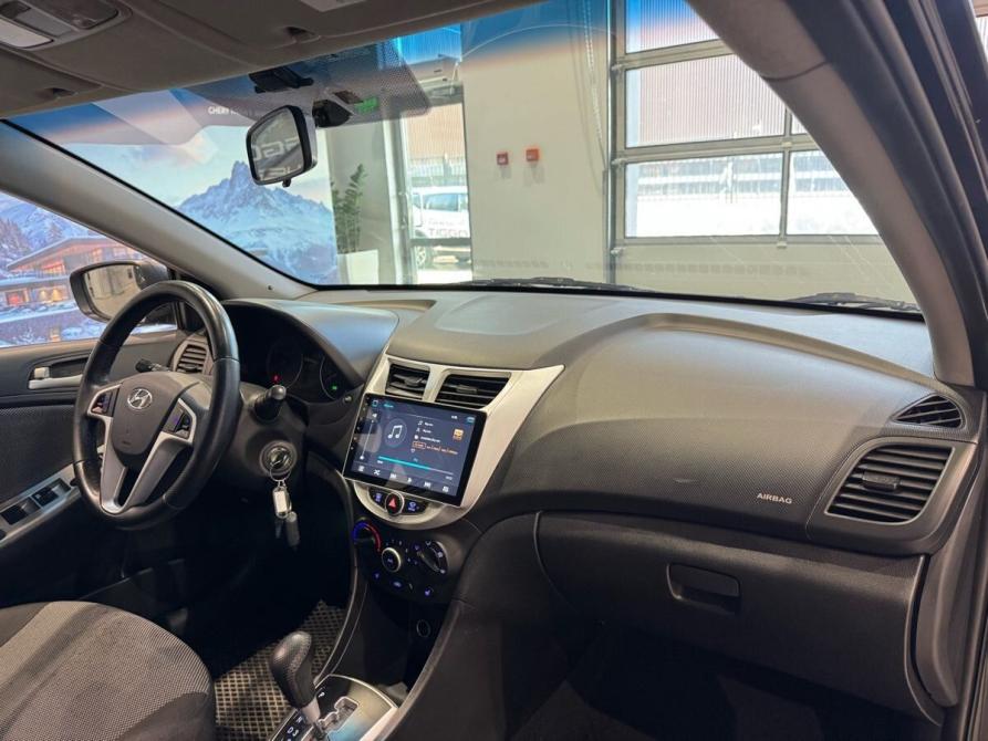 Hyundai Solaris I Москва  - изображение 10
