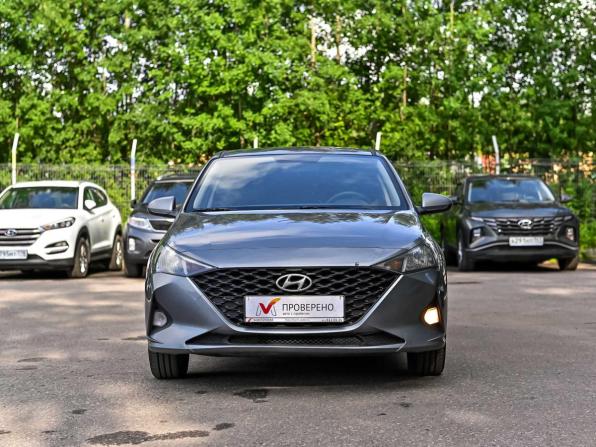 Hyundai Solaris II Рестайлинг с пробегом 2020 года, цена 1 280 000 рублей, 55405 км, седан, Автокод Объявления