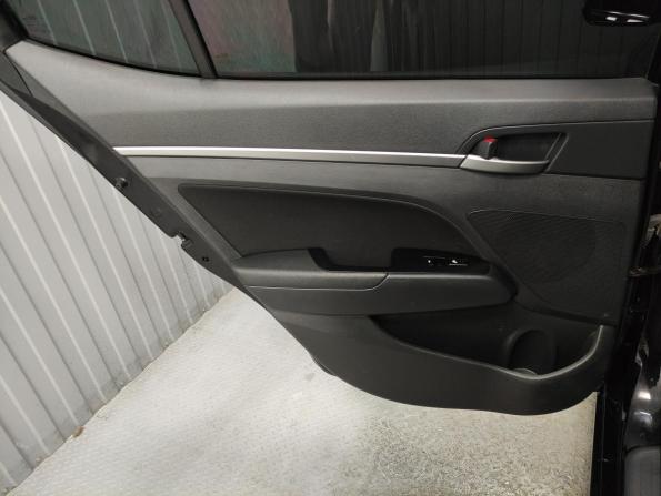 Hyundai Elantra VI (AD) Рестайлинг с пробегом 2018 года, цена 1 270 000 рублей, 148365 км, седан, Автокод Объявления